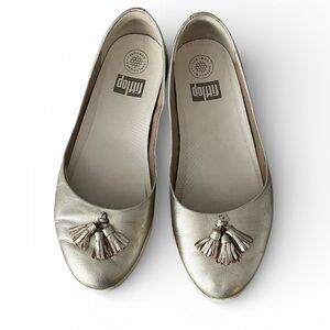 Fitflop gold ballet flats